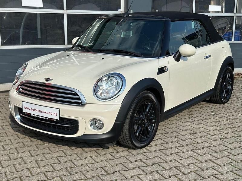 Gebraucht Mini Cooper Cabriolet 122 PS (89 kW) 2015 Weiß Cabrio