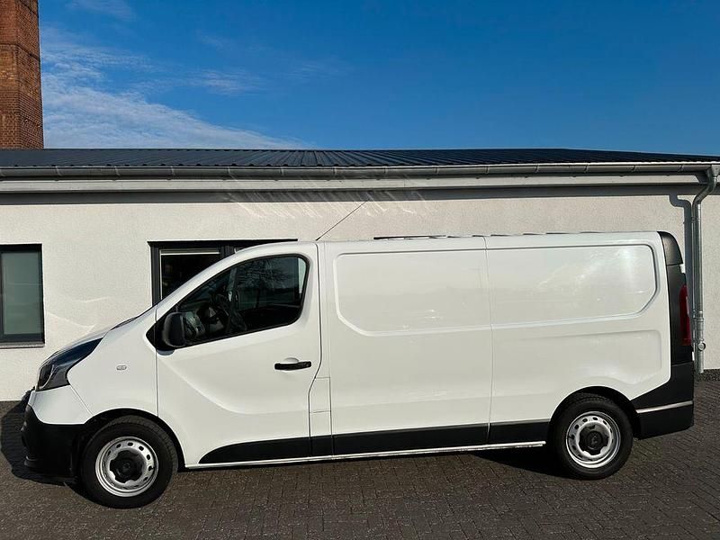Gebraucht Renault Trafic Komfort 125 PS (91 kW) 2019 Weiß Van / Kleinbus