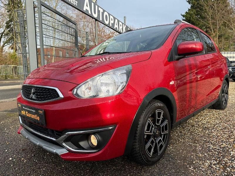 Rot Gebraucht 2018 Mitsubishi Space Star Edition Limousine | 8.200 € (Guter Preis) - Bild 1/4