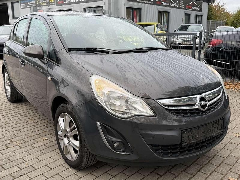 Gebraucht Opel Corsa Active 95 PS (69 kW) 2013 Plat.anthr./rogrey/0j:silbergr Kleinwagen