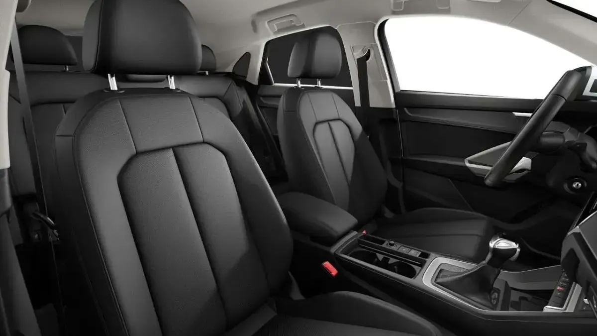 Gebraucht Audi Q3 Sportback S-Line 150 PS (110 kW) 2025 Gletscherweiss metallic SUV