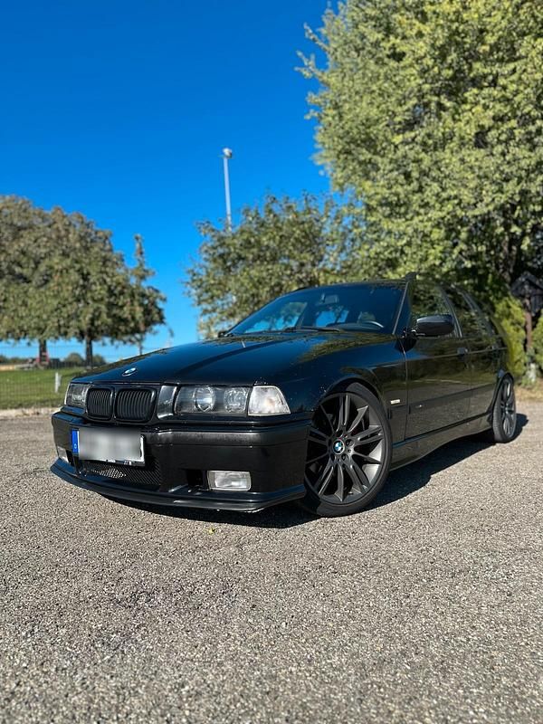 Schwarz Gebraucht 1998 BMW 328 M Sport Kombi | 8.600 € (Fairer Preis) - Bild 1/4