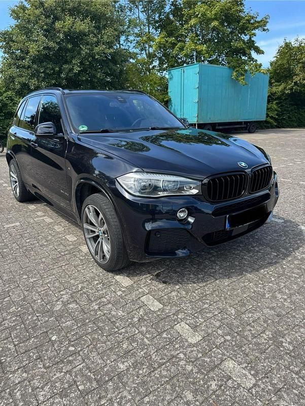 Andere farben Gebraucht 2018 BMW X5 M M Sport SUV | 34.000 € (Fairer Preis) - Bild 1/4