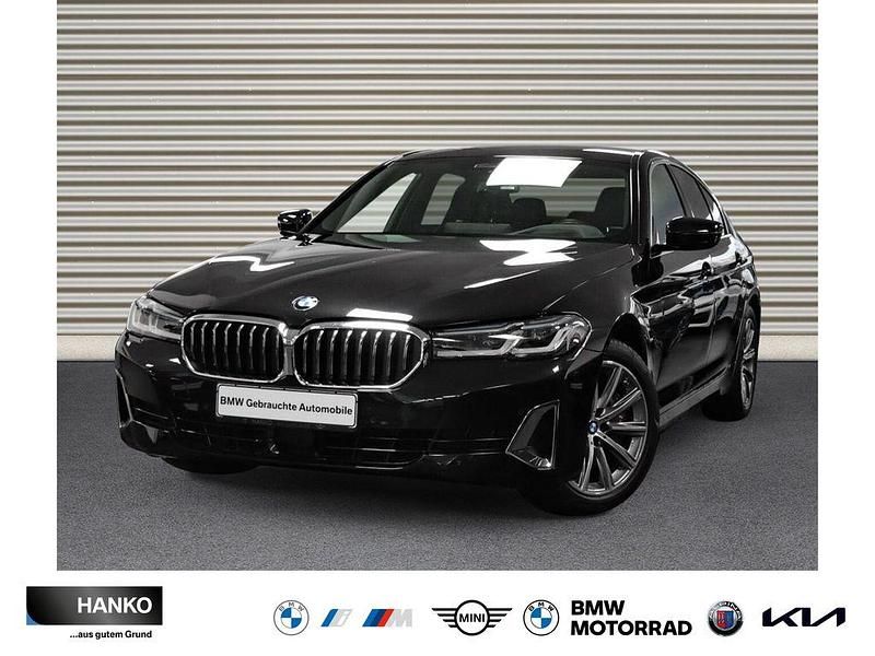 Saphirschwarz metallic Gebraucht 2022 BMW 540 Efficient Dynamics Limousine | 49.490 € (Fairer Preis) - Bild 1/4