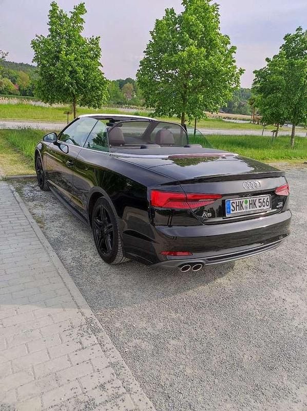 Gebraucht Audi A5 Cabriolet Sport 218 PS (160 kW) 2017 Schwarz Cabrio