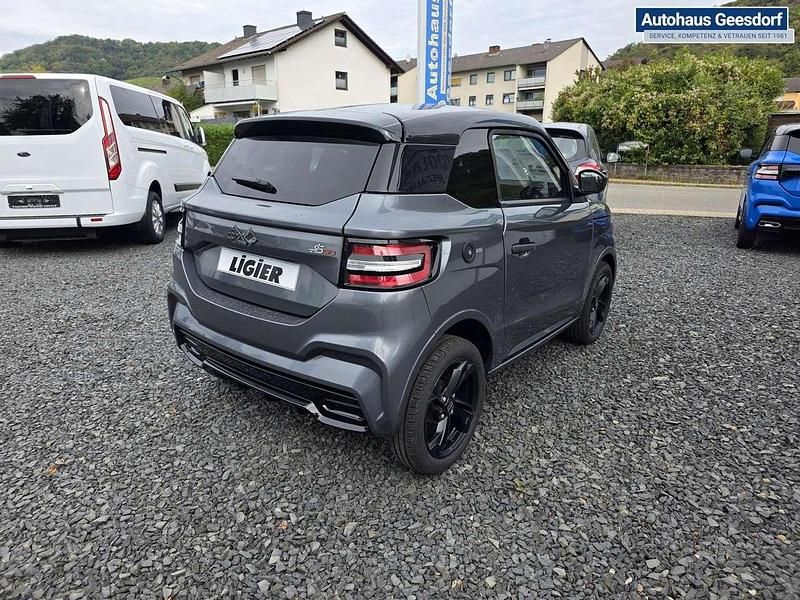 Nowe Ligier JS50 2026 Szary Hatchback