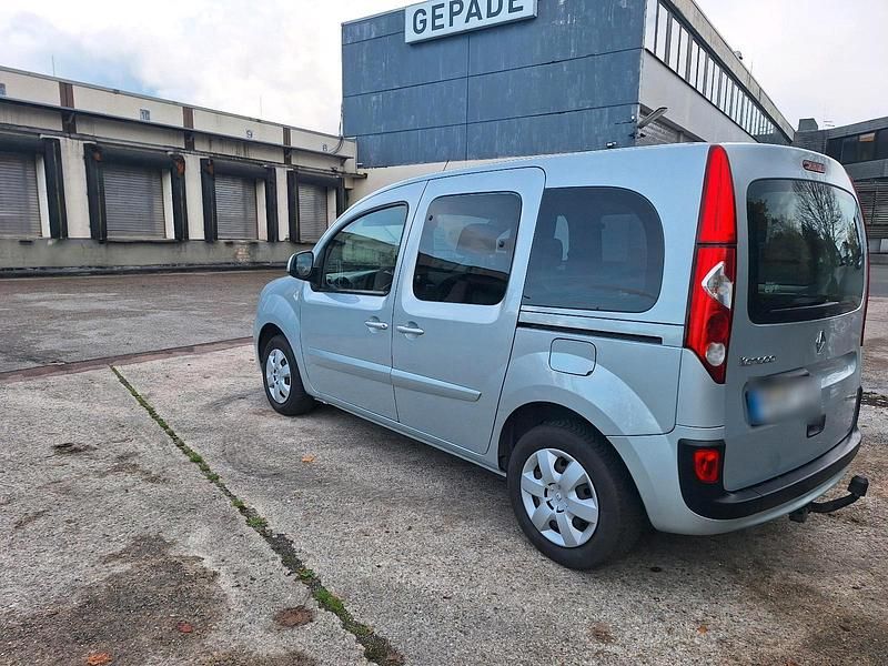 Gebraucht Renault Kangoo 106 PS (77 kW) 2013 Gold Van / Kleinbus