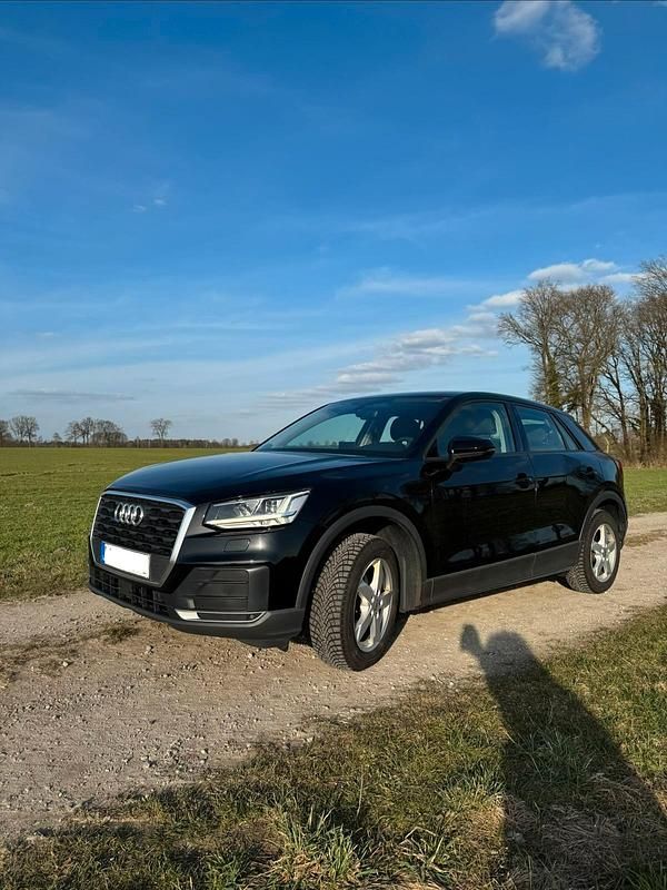 Gebraucht Audi Q2 116 PS (85 kW) 2019 Schwarz SUV