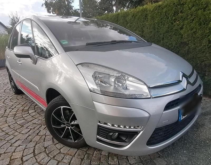 Silber Gebraucht 2011 Citroën C4 Attraction Van / Kleinbus | 4.799 € (Fairer Preis) - Bild 1/4