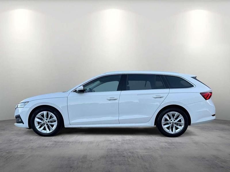 Gebraucht Skoda Octavia First Edition 150 PS (110 kW) 2020 Weiß Kombi