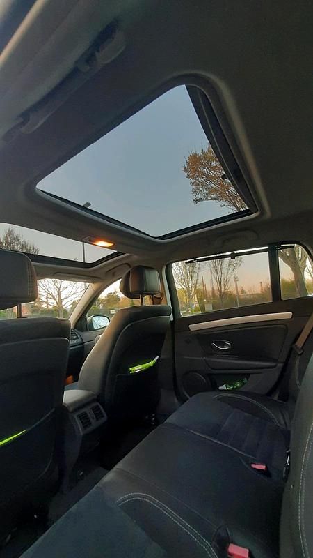 Gebraucht Renault Laguna III 150 PS (110 kW) 2008 Schwarz Kombi