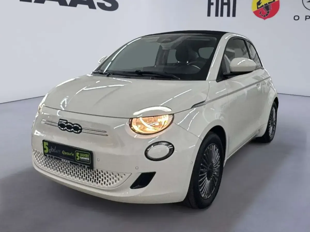 Gebraucht Fiat 500e 86 kW (118 PS) 2024 Weiß Cabrio