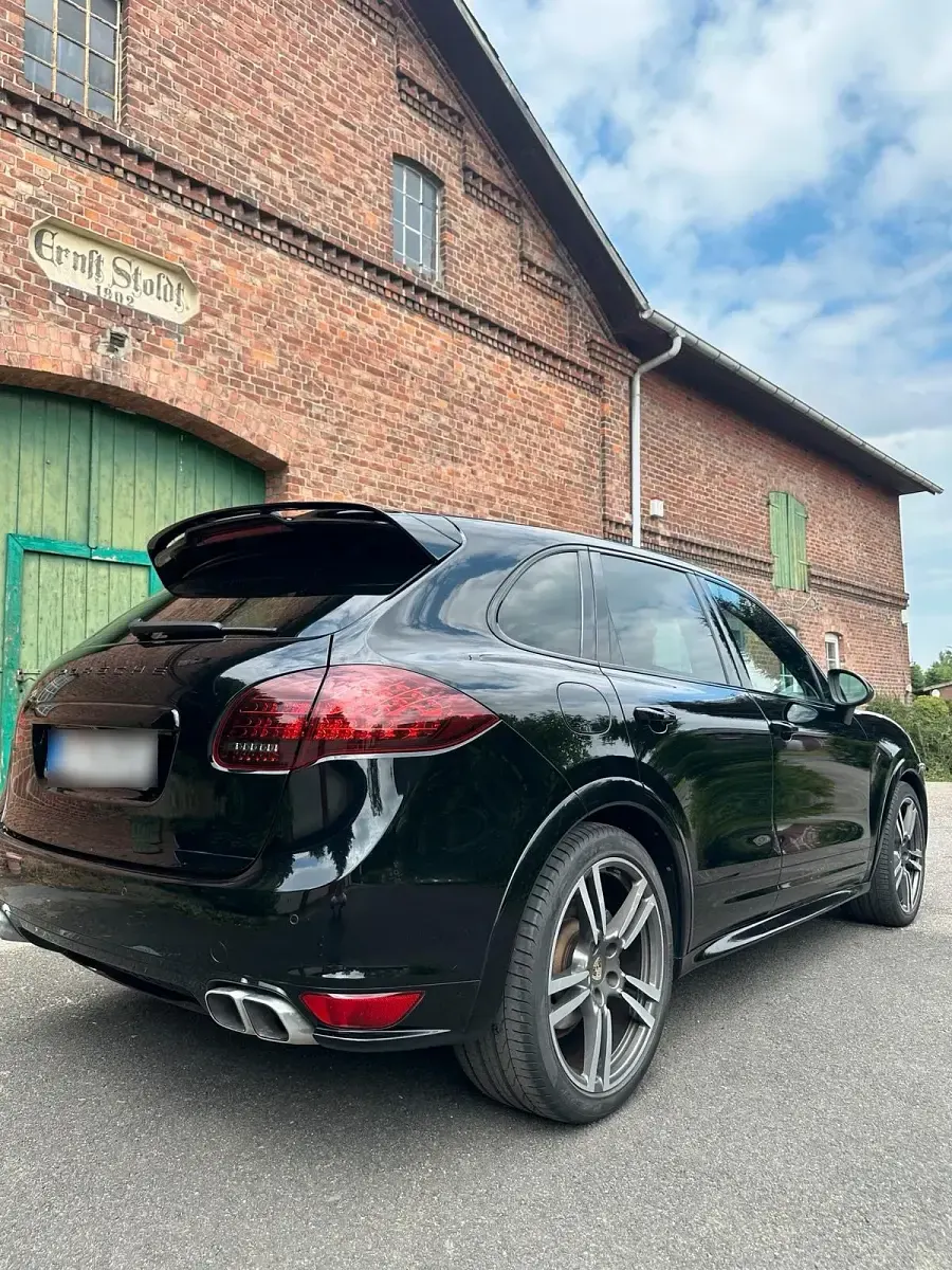 Gebraucht Porsche Cayenne Platinum Edition 245 PS (180 kW) 2014 Schwarz SUV