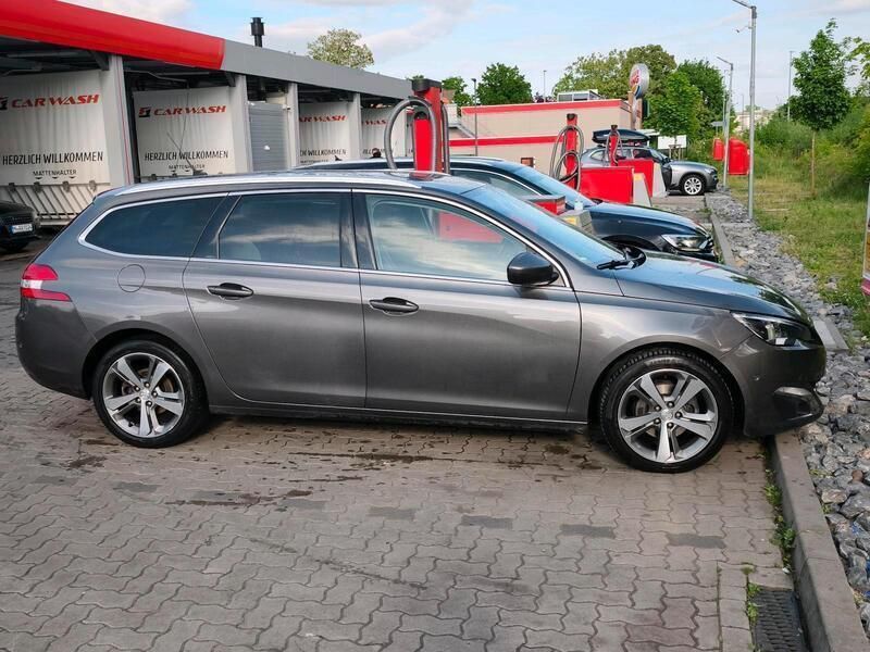 Grau Gebraucht 2017 Peugeot 308 Kombi | 7.500 € - Bild 1/4