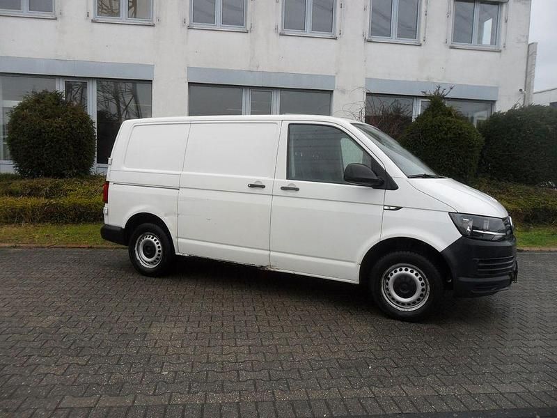 Gebraucht VW Transporter 84 PS (61 kW) 2018 Weiß Van