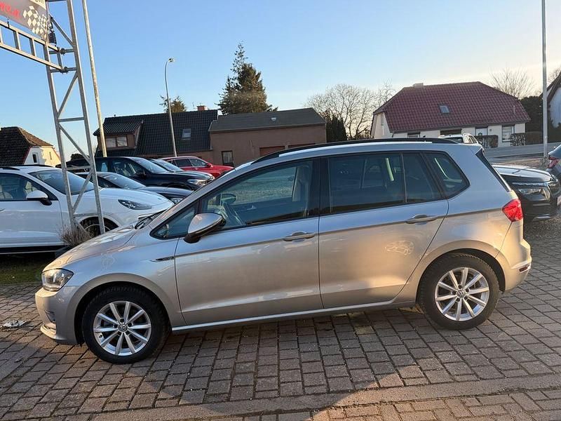 Gebraucht VW Golf Sportsvan LOUNGE 110 PS (80 kW) 2015 Silber Van / Kleinbus