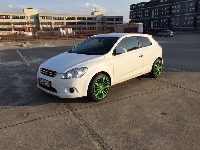 Gebraucht Kia ProCeed LX 171 PS (125 kW) 2009 Weiß Kleinwagen