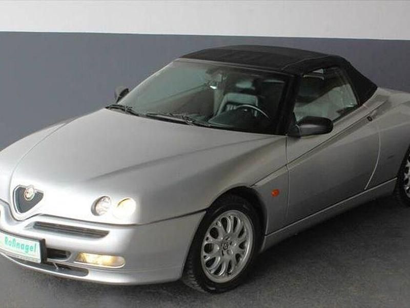 Gebraucht Alfa Romeo Spider 150 PS (110 kW) 2001 Silber Cabrio