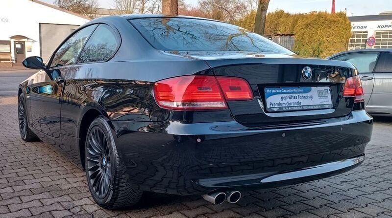 Gebraucht BMW 325 Shadowline 218 PS (160 kW) 2007 Schwarz Coupé