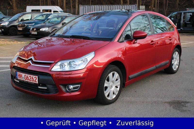 Rot Gebraucht 2010 Citroën C4 Limousine | 3.990 € (Teuer) - Bild 1/4