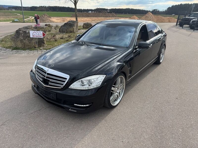 Schwarz Gebraucht 2005 Mercedes S500L Limousine | 13.690 € (Fairer Preis) - Bild 1/4