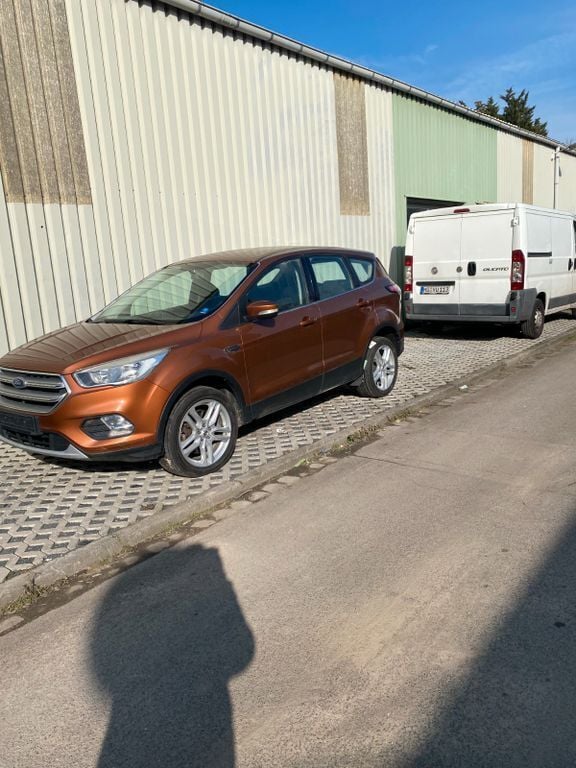 Gebraucht 2017 Ford Kuga Trend SUV | 9.850 € (Superpreis) - Bild 1/3