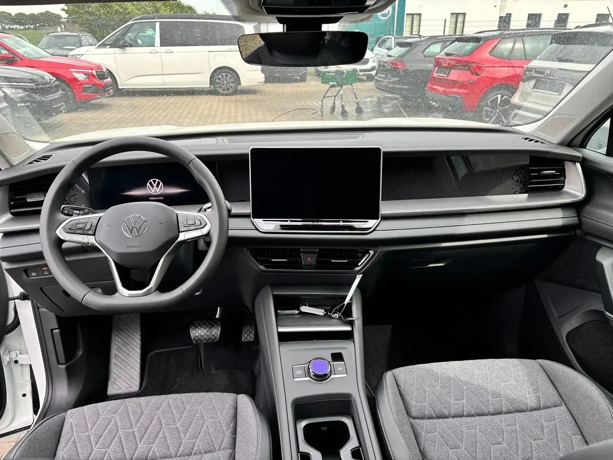 Neu VW Tayron R-line 204 PS (150 kW) 2026 SUV