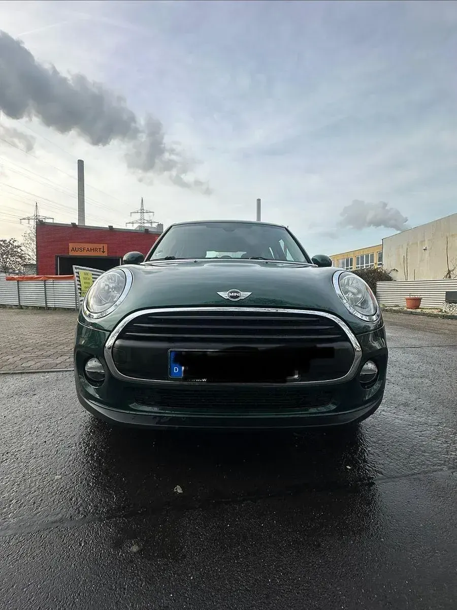 Gebraucht Mini ONE 102 PS (75 kW) 2017 Grün Kleinwagen