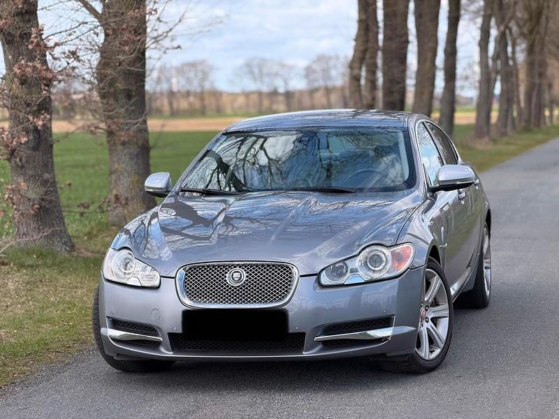Gebraucht Jaguar XF 240 PS (176 kW) 2010 Gold Limousine