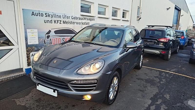 Gebraucht Porsche Cayenne 245 PS (180 kW) 2012 Meteorgraumetallic SUV
