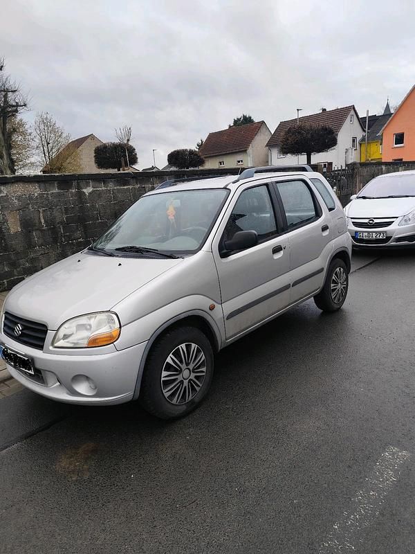 Gebraucht Suzuki Ignis 80 PS (58 kW) 2002 Silber Kleinwagen
