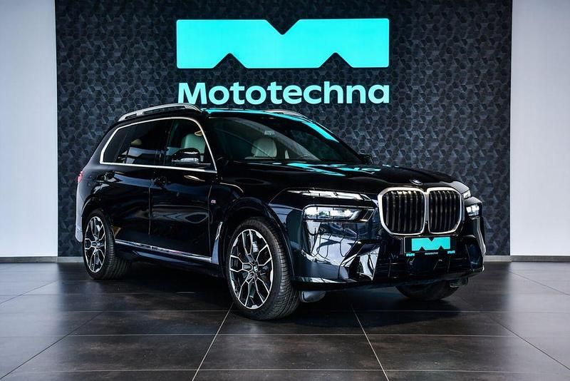 Gebraucht BMW X7 352 PS (258 kW) 2024 Schwarz SUV