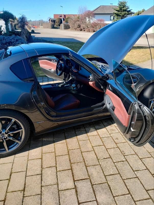 Gebraucht Mazda MX5 160 PS (117 kW) 2018 Grau Cabrio