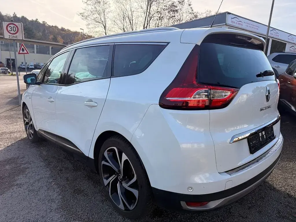 Gebraucht Renault Grand Scénic IV Bose Edition 160 PS (117 kW) 2017 Weiß Van / Kleinbus