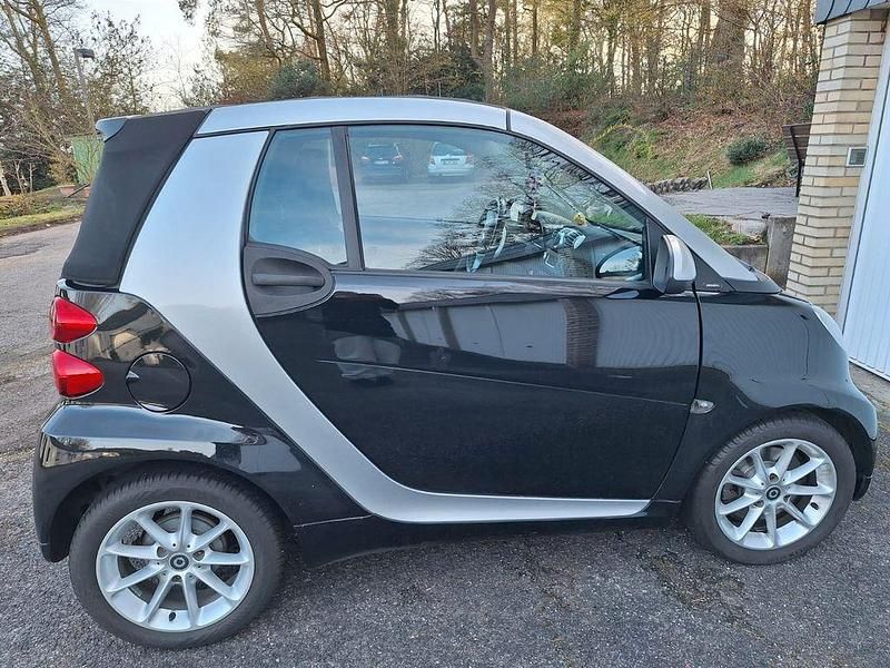 Gebraucht Smart ForTwo Cabrio Passion 71 PS (52 kW) 2011 Schwarz Cabrio