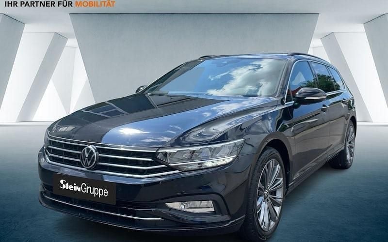 Schwarz Gebraucht 2022 VW Passat Business Kombi | 26.180 € (Guter Preis) - Bild 1/4