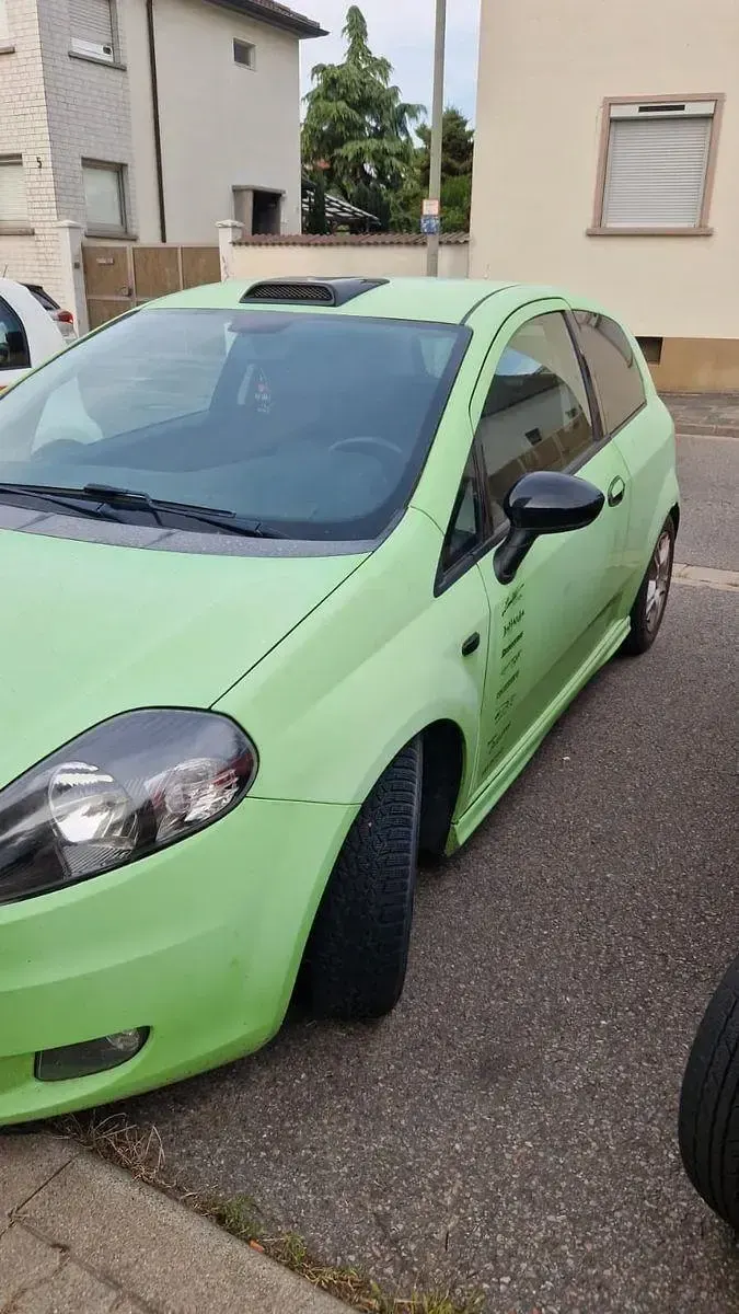 Gebraucht Fiat Grande Punto Racing 95 PS (69 kW) 2007 Grün Kleinwagen