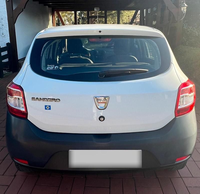 Gebraucht Dacia Sandero 73 PS (53 kW) 2016 Weiß Kleinwagen