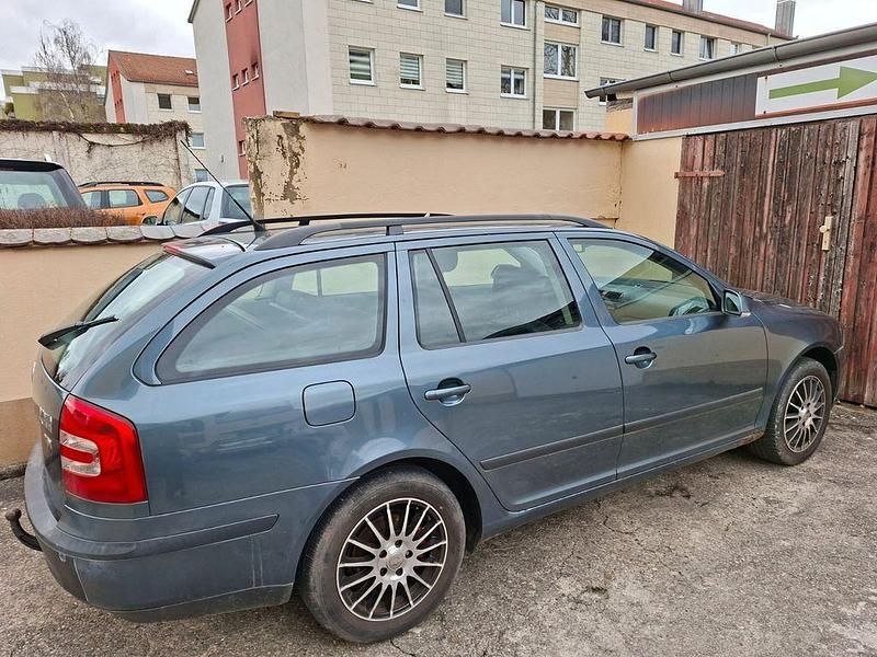 Gebraucht Skoda Octavia 140 PS (102 kW) 2005 Blau Kombi