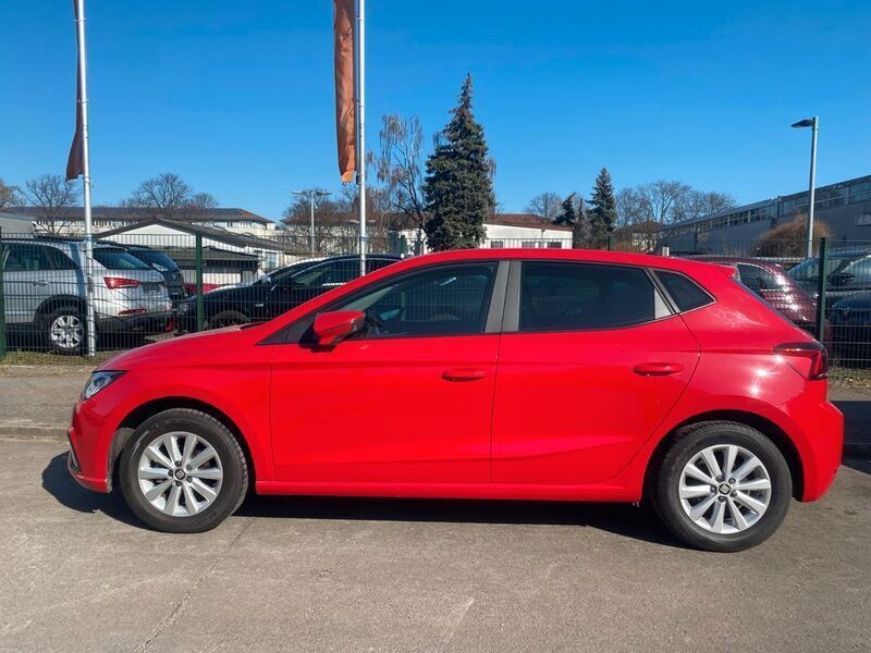 Rot Gebraucht 2020 Seat Ibiza Style Limousine | 10.990 € (Superpreis) - Bild 1/4