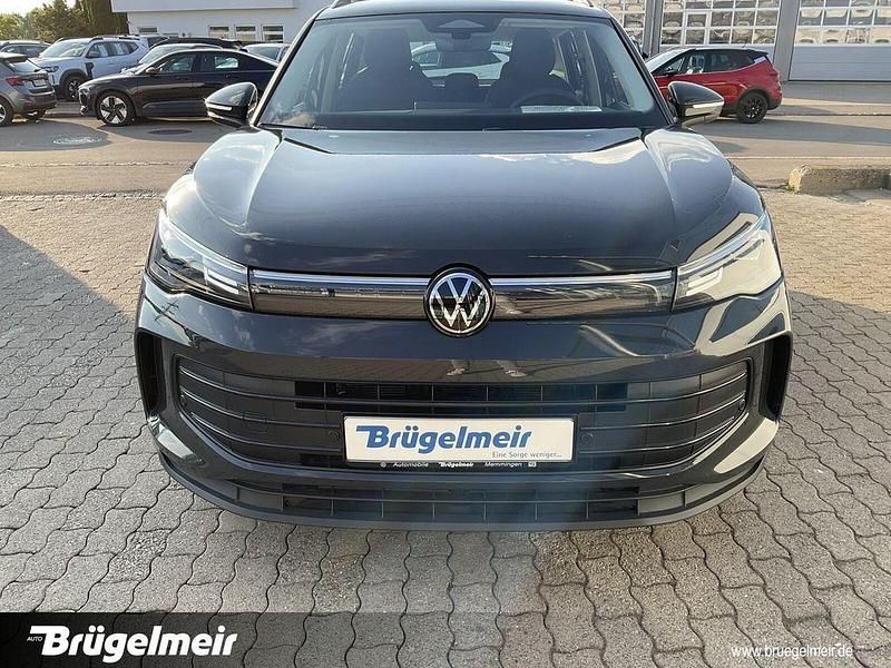 Neu VW Tiguan 131 PS (96 kW) 2026 Grau SUV