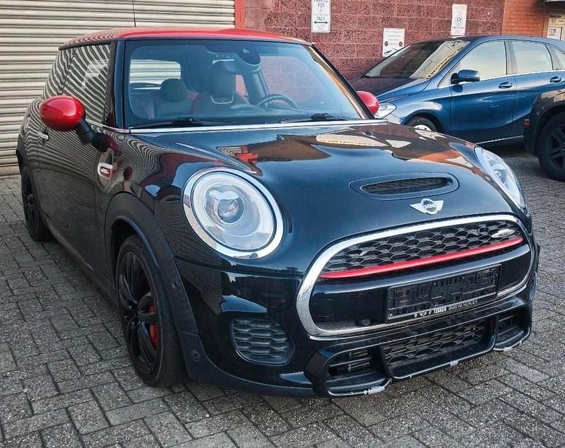 Gebraucht Mini John Cooper Works 231 PS (169 kW) 2016 Schwarz Kleinwagen