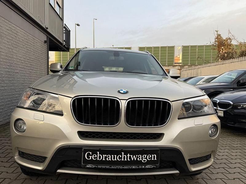 Gebraucht BMW X3 xLine 184 PS (135 kW) 2011 Silber SUV