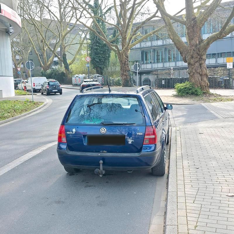 Gebraucht VW Golf IV 101 PS (74 kW) 2005 Blau Kombi