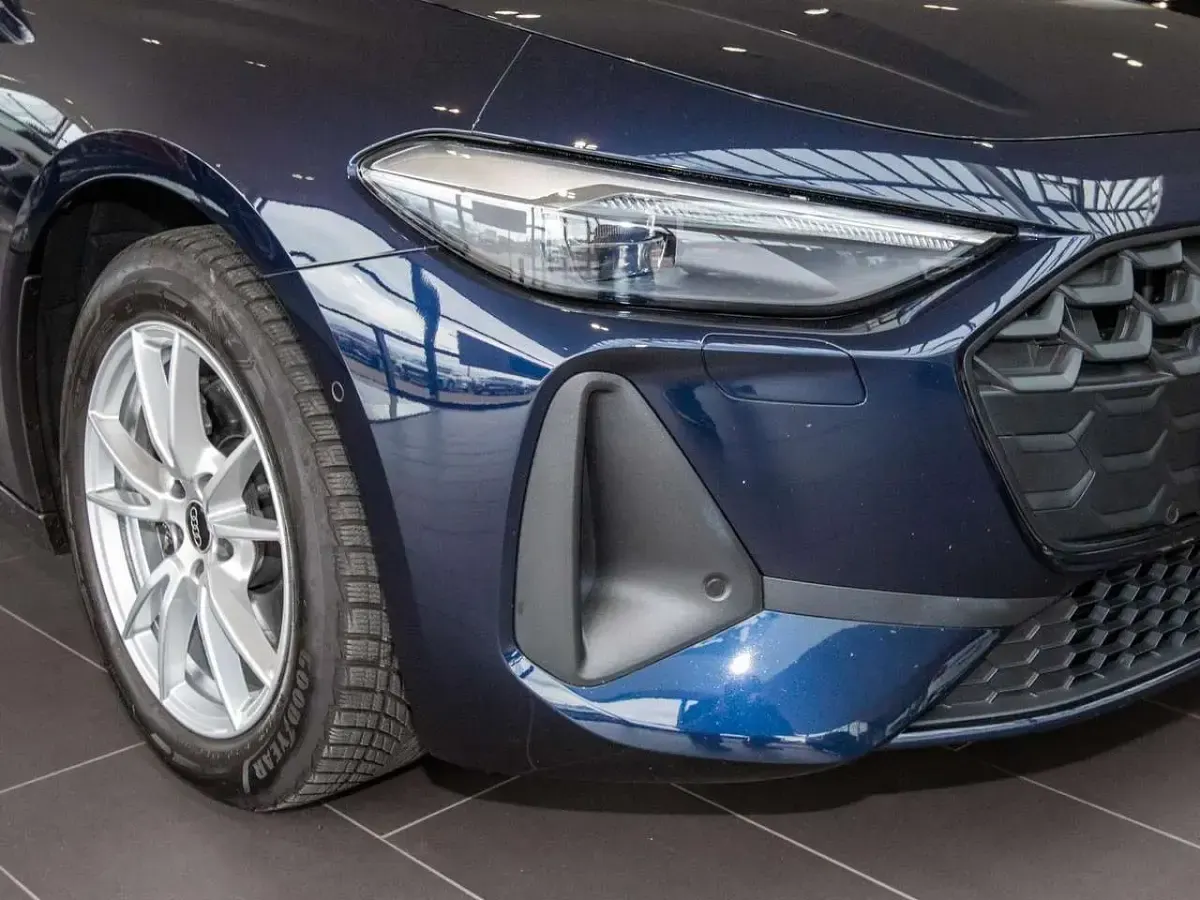 Second-hand Audi A5 Ambiente 150 CP (110 kW) 2025 Albastru Break