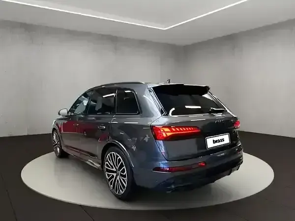 Neu Audi Q7 Ambiente 286 PS (210 kW) 2026 Daytonagrau perleffekt SUV