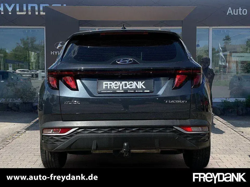 Gebraucht Hyundai Tucson Select 150 PS (110 kW) 2021 Grau SUV
