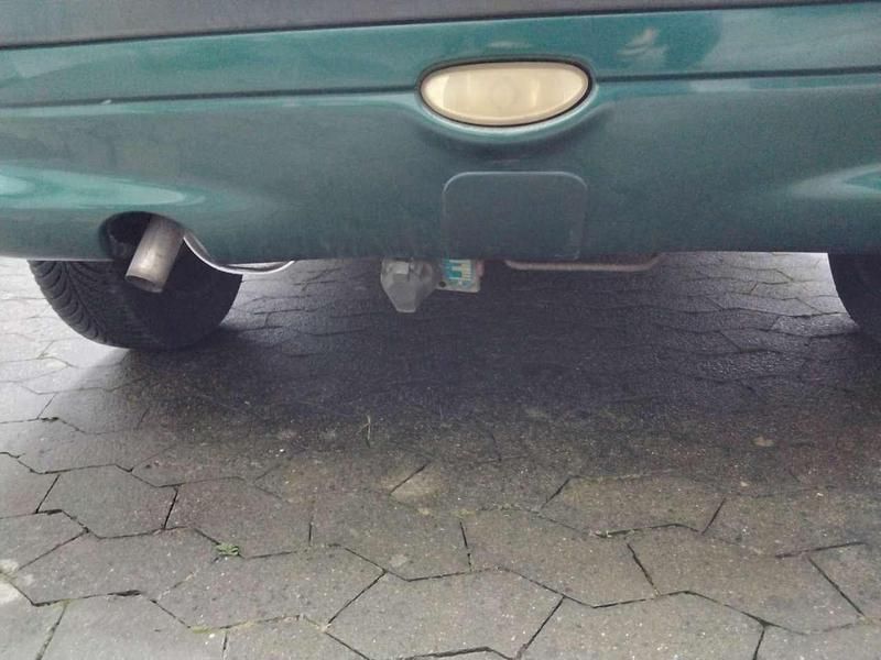 Gebraucht Peugeot 206 Roland Garros 75 PS (55 kW) 1999 Grün Kleinwagen