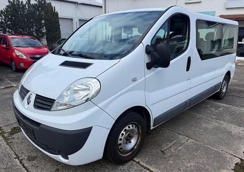 Gebraucht Renault Trafic Expression 114 PS (83 kW) 2014 Weiß Van / Kleinbus