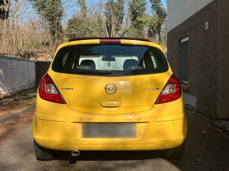 Gebraucht Opel Corsa 87 PS (63 kW) 2014 Gelb Kleinwagen